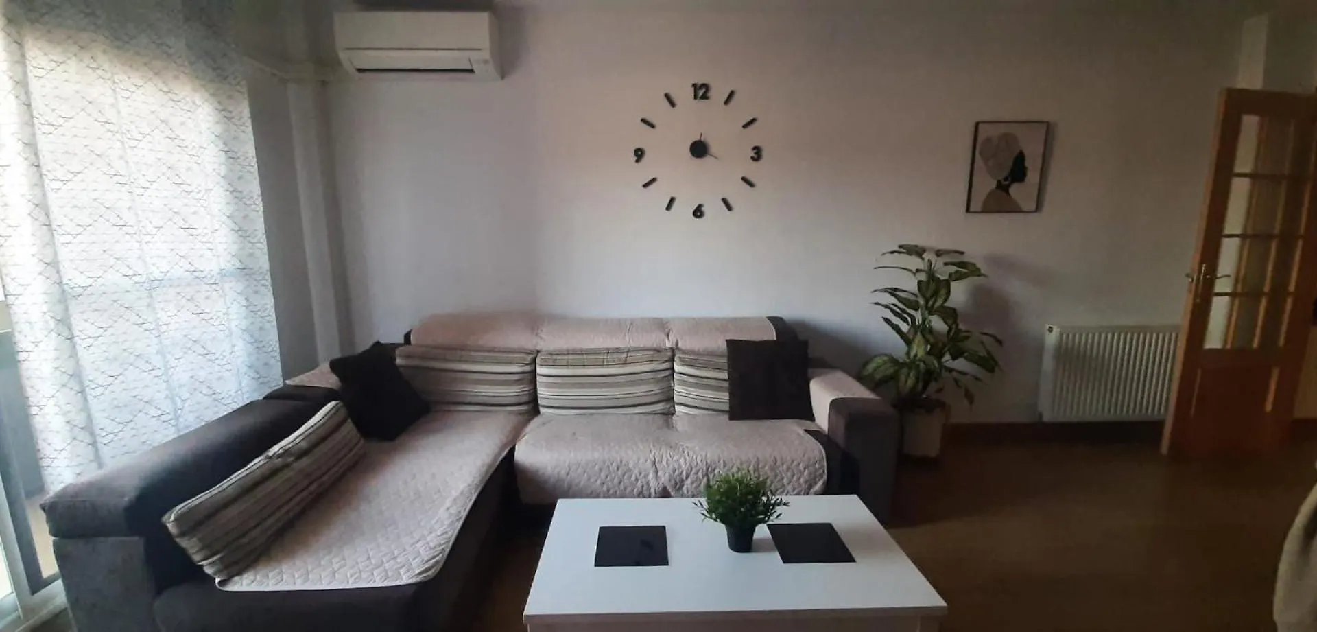 Precioso Piso Barcelona Apartment Santa Coloma De Cervello